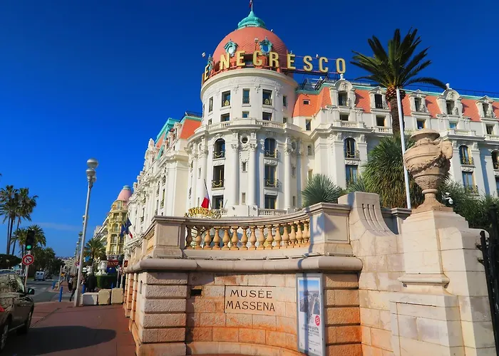 Nestor&jeeves - Caesars - Hyper Center - Shopping Avenue *