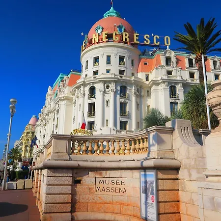 Nestor&jeeves - Caesars - Hyper Center - Shopping Avenue *