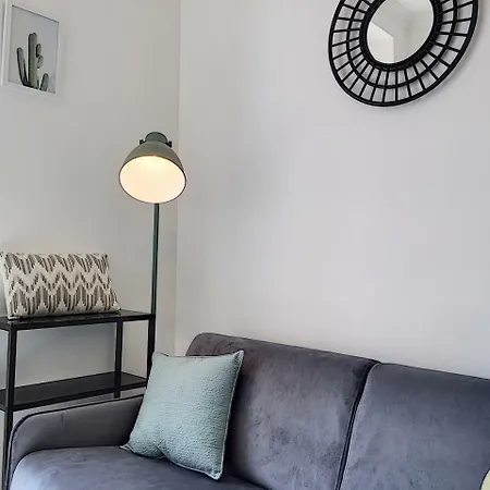 Nestor&jeeves - Caesars - Hyper Center - Shopping Avenue *